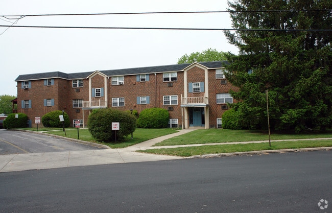 Norris Hills at Calamia Dr