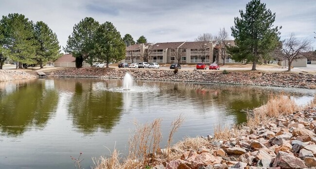 Building Photo - 8225 Fairmount Dr Unit 6-107 Rental