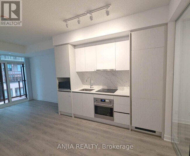 Photo - 180 Front St E Unité 1507