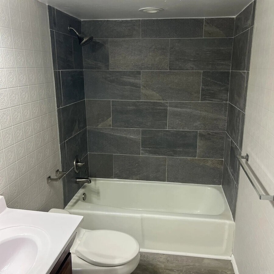 Photo - 1525 N Adams St