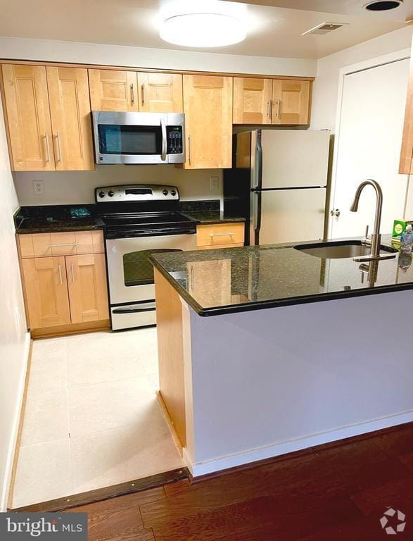 Building Photo - 9733 Hellingly Pl Unit 38 Rental