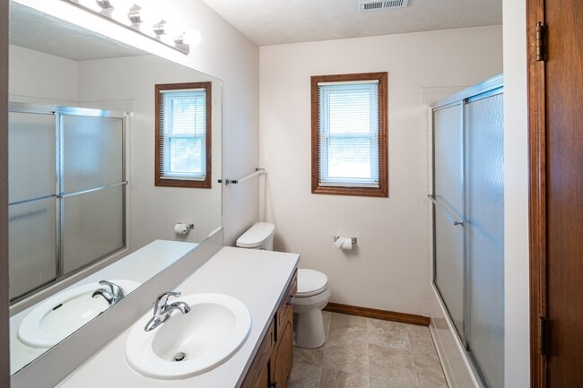 Photo - Elkhorn Apartments