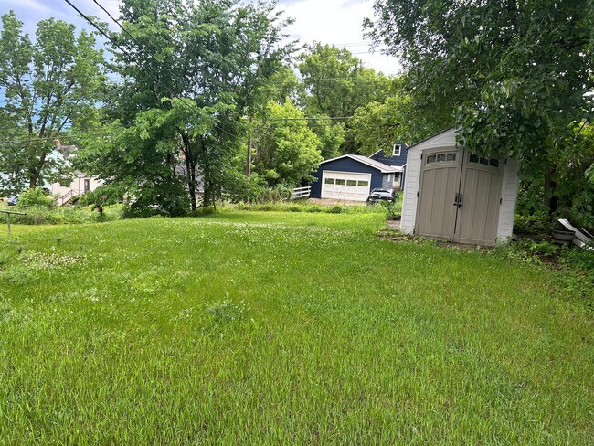 Photo - 537 W Linden St