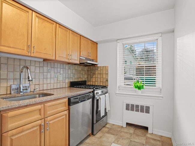 Photo - 600 Bedford Rd Unit 15