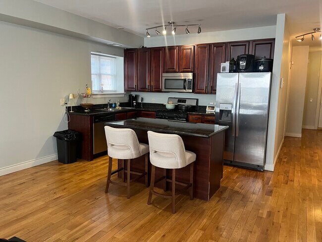 Photo - 1468 E 69th St Unit 2