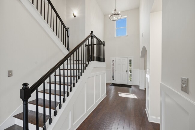 3011 Magnolia Leaf Cir