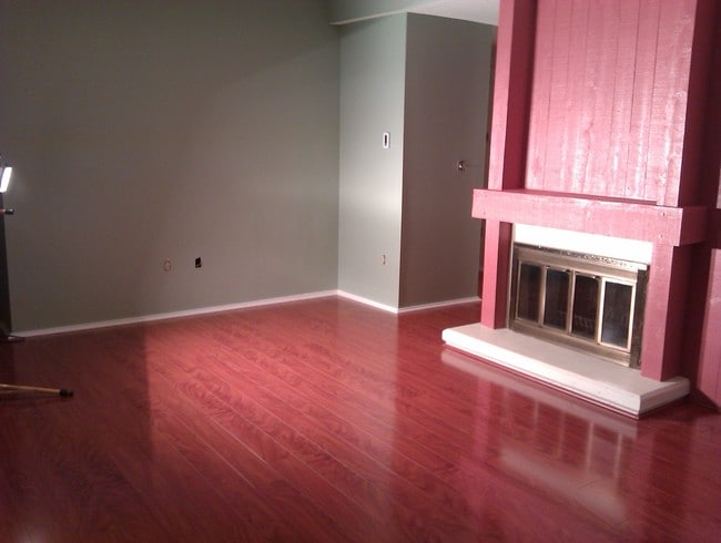 Building Photo - 52 Great Meadow Ln Unit 52