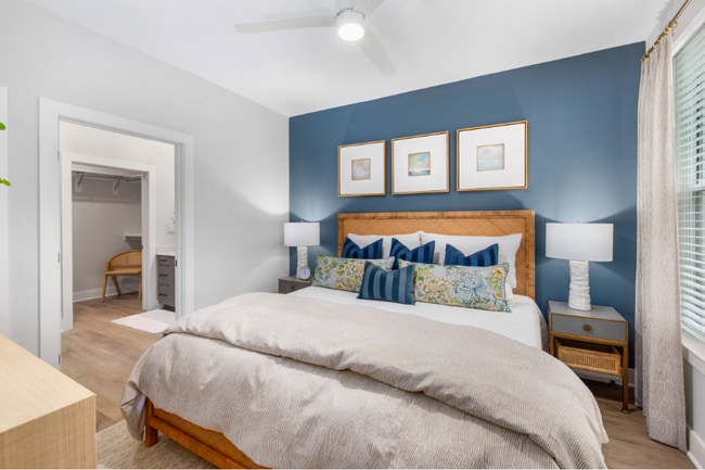 The Henslow Daniel Island Apartments & Townhomes