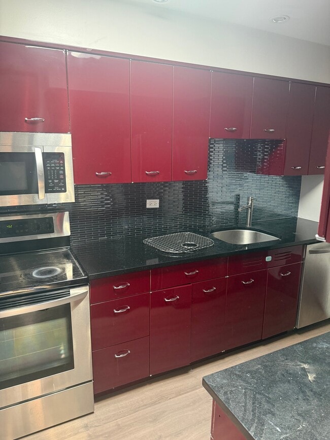 Photo - 580 N Bank Ln Unit 33