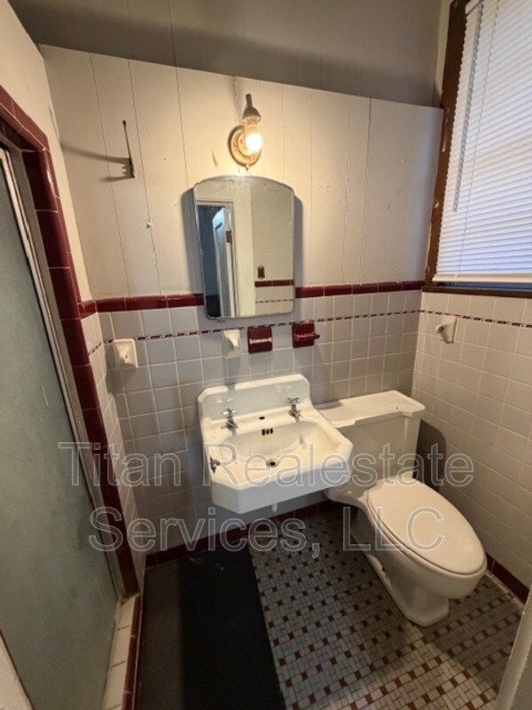 Photo - 218 W St Peter St Unidad 4