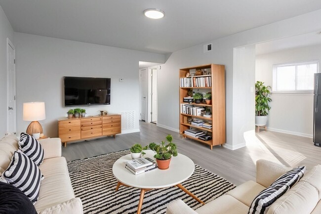 Photo - Autumn Lakes Apartments