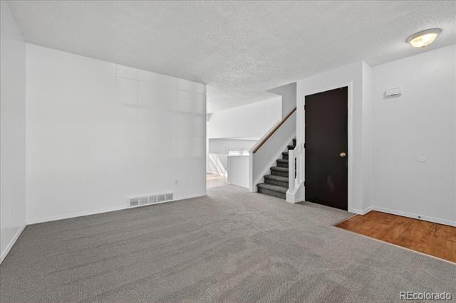 Photo - 306 Mulberry Cir