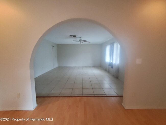 Photo - 27334 Dale Ave