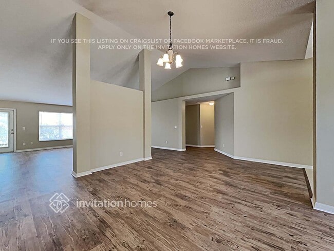 Photo - 1266 N Ridge Blvd