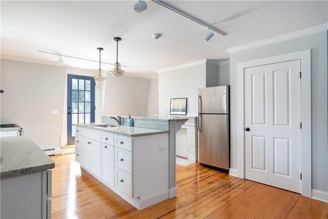 Photo - 29 Champlin St Unit L2