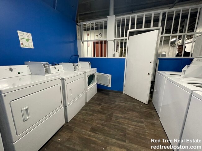 Photo - 25 Park Dr Unit 5