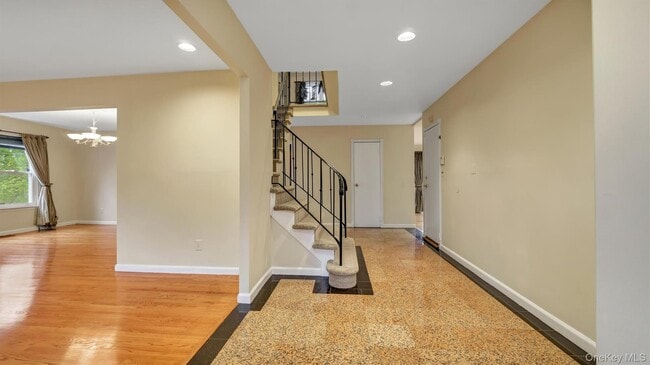 47 Carriage Rd