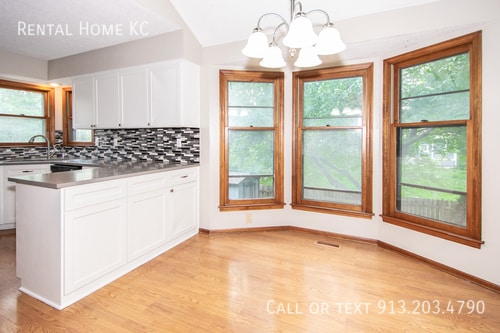 Photo - 16200 W 124th Cir