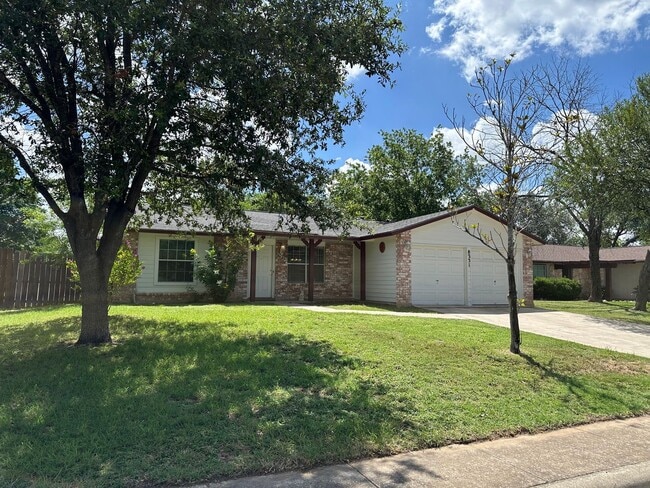 Building Photo - 8231 Meadow Forest St Rental