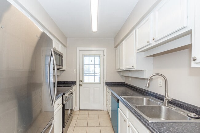 Photo - 3535 E NASA Pkwy Unidad 105