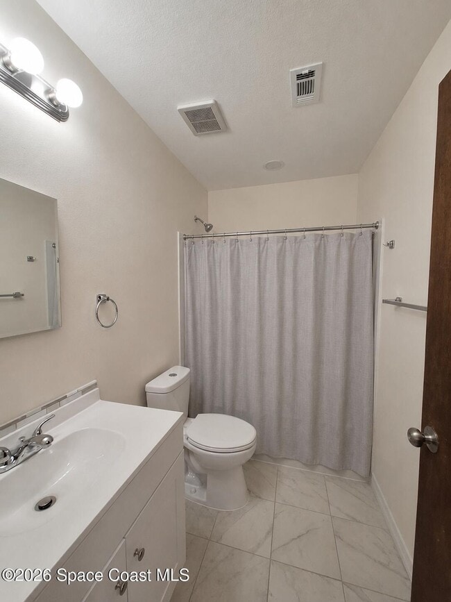 Photo - 246 Jepson St