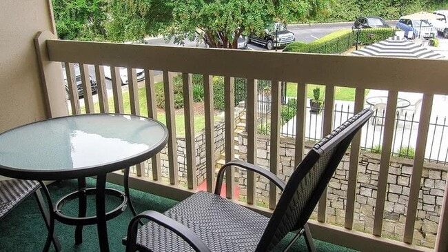 Photo - The Fairway Club Apartments