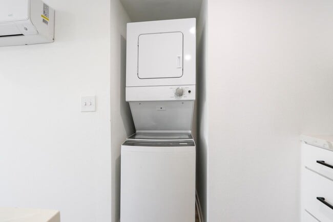 Washer/Dryer In-Unit