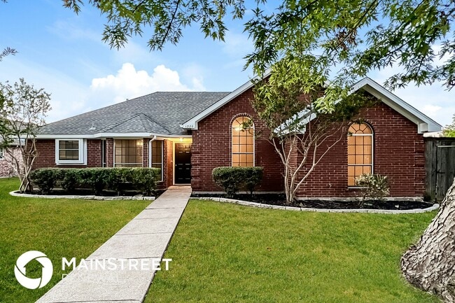 Building Photo - 1320 Greenfield Dr Rental