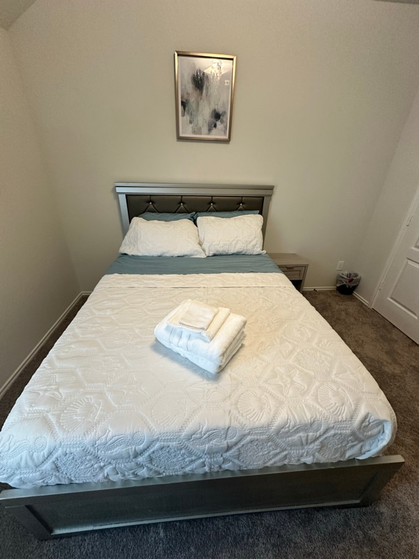 Photo - 1 Bollardpoint Ln