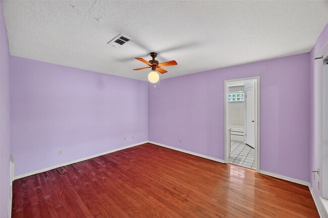 Photo - 1631 Bradney Dr