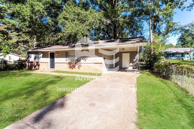 Photo - 2640 Greenfield Ave