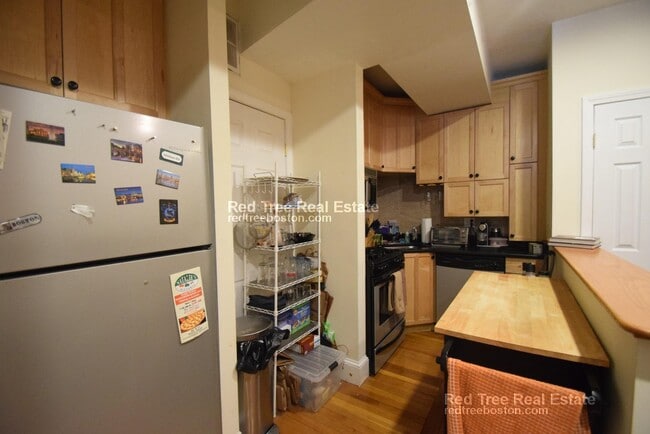 195 Winthrop Rd