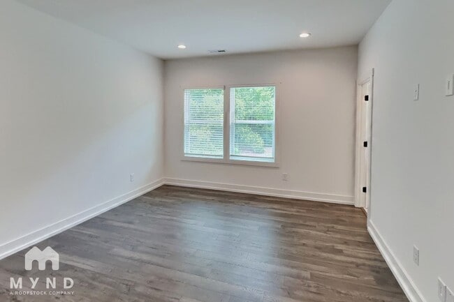 Photo - 1027 Trembeth Dr