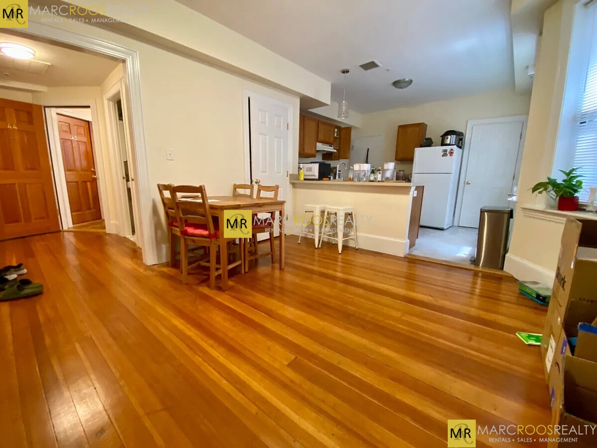 Photo - 875 Massachusetts Ave Condo
