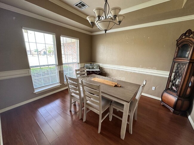 Photo - 1440 Agate Way