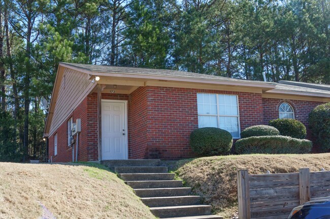 1172 Northwood Dr