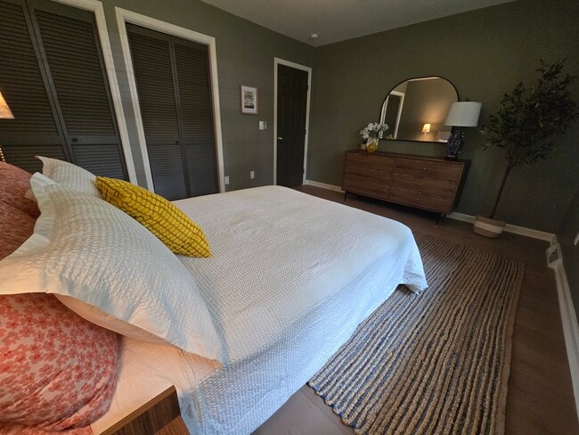 Photo - 1751 Pinckney Park Dr Unit B