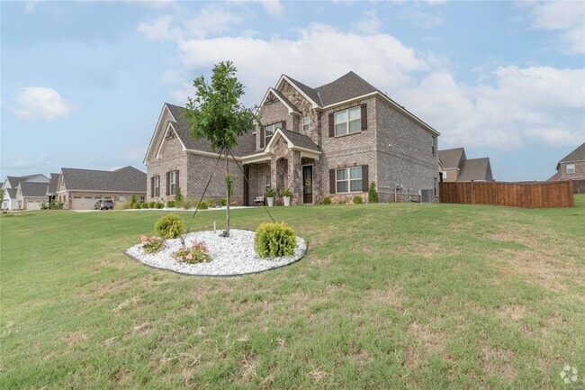 Building Photo - 1250 Charleston Dr Rental