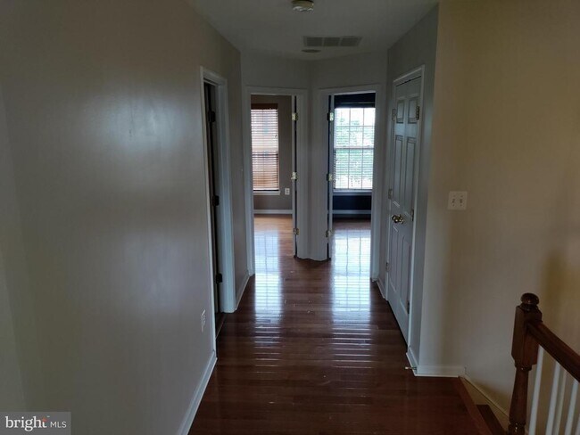Photo - 1202 Ellis Ave