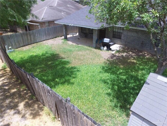 Photo - 22 Mynah Ave