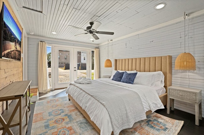 Photo - 337 NW A St Unidad ID1221794P