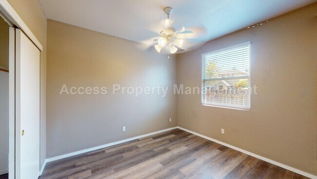 Photo - 1245 W Springer Dr
