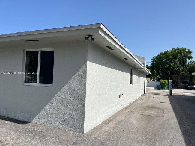 Photo - 10229 SW 173rd St Unit 1