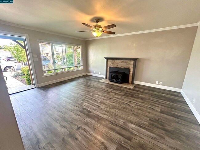 Photo - 356 Frederic Ave