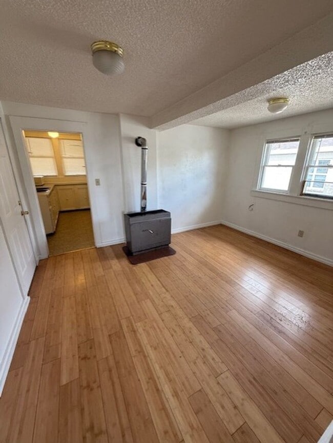Photo - 1017 High St Unit Weatherford-PM-024-0231-1017 Apt 2