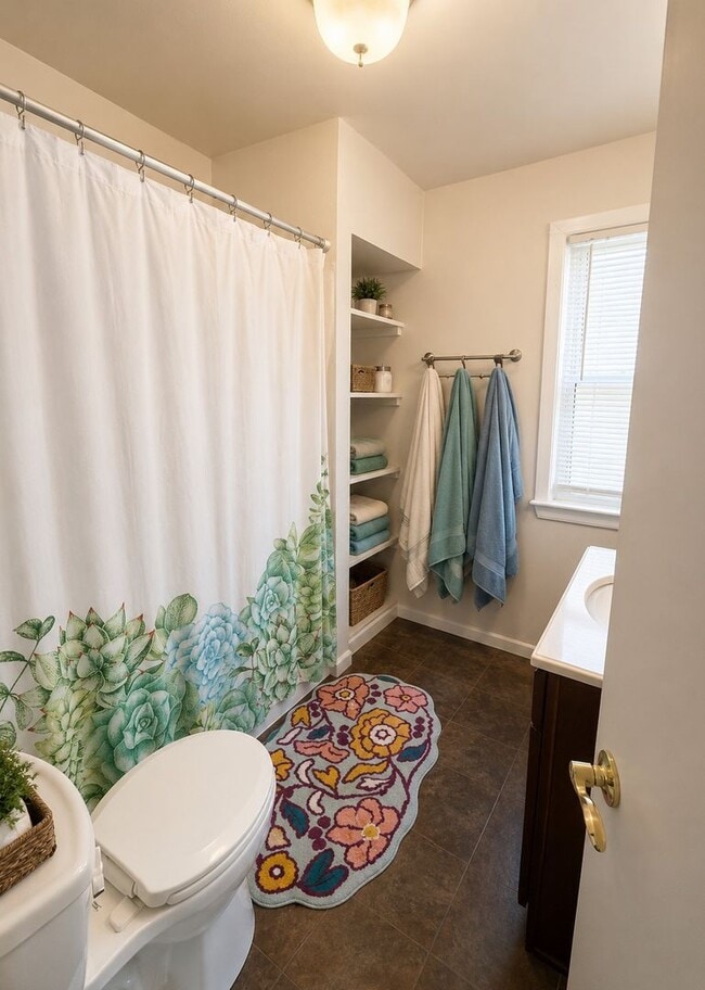 Photo - 1117 E Potter Ave