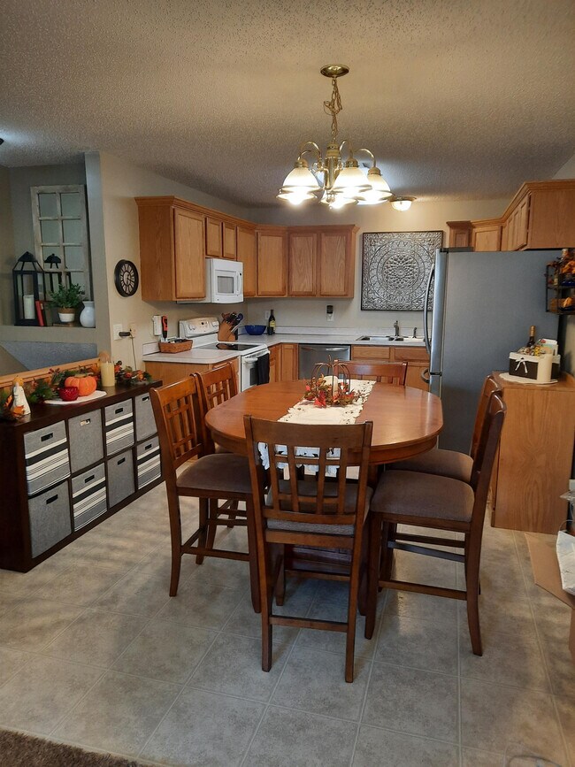 Photo - 901 Ivy Ridge Ln