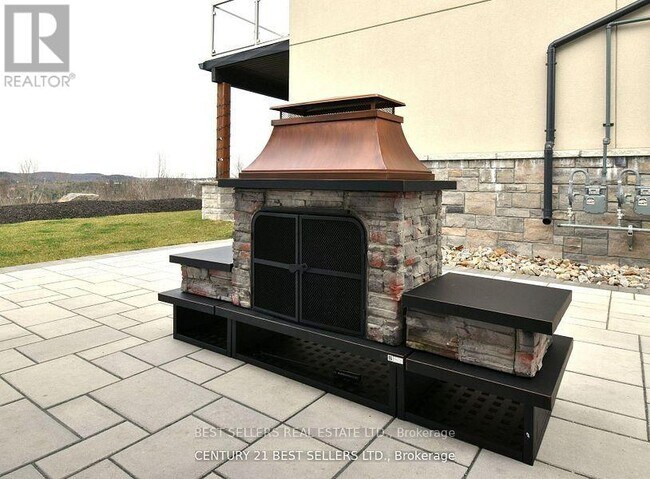 Photo - 2-17 HORIZON LANE