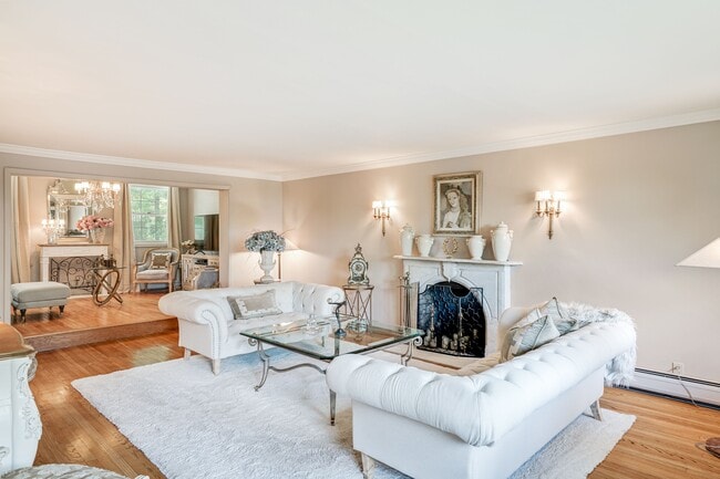 Photo - 591 Edgewood Rd