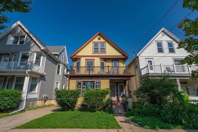Photo - 1216 Jenifer St Townhome